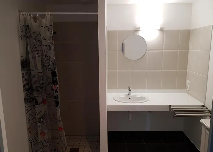 Les Balcons De Chausey Apartment