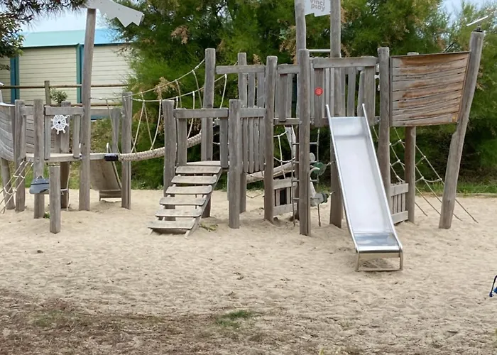 Les Balcons De Chausey Apartment *